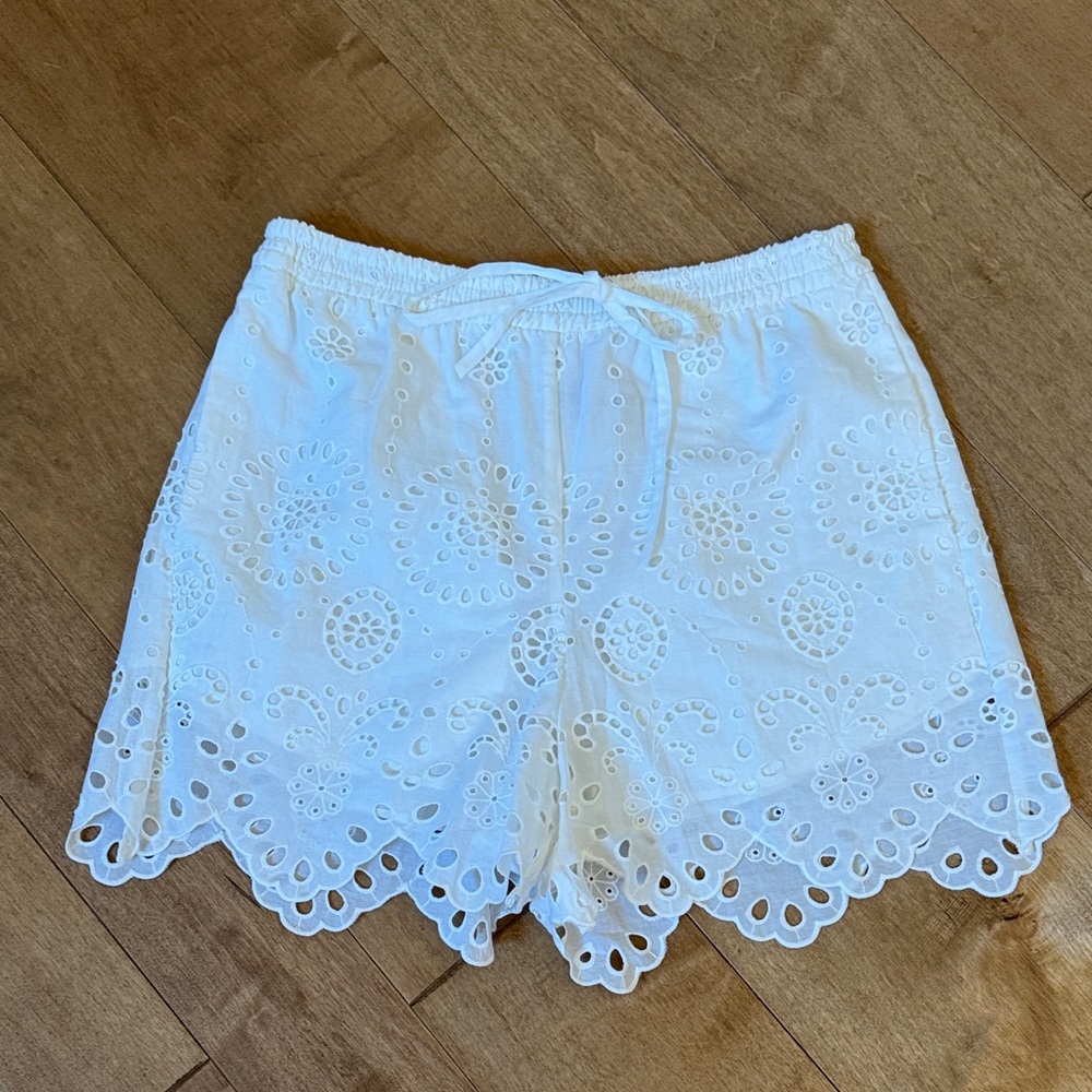 Zara White Eyelet High Waist Shorts. New!